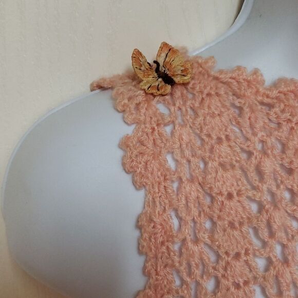 VINTAGE Peach Color Crocheted Butterfly Embellished Top  - Picture 5 of 11